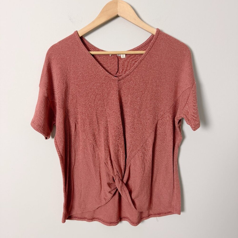 2/$30 Amour Vert Terry V-Neck Top Medium